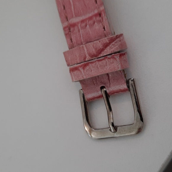 Cultured pearl, Sterling, and Pink Leather Bracelet - Picture 5 of 6